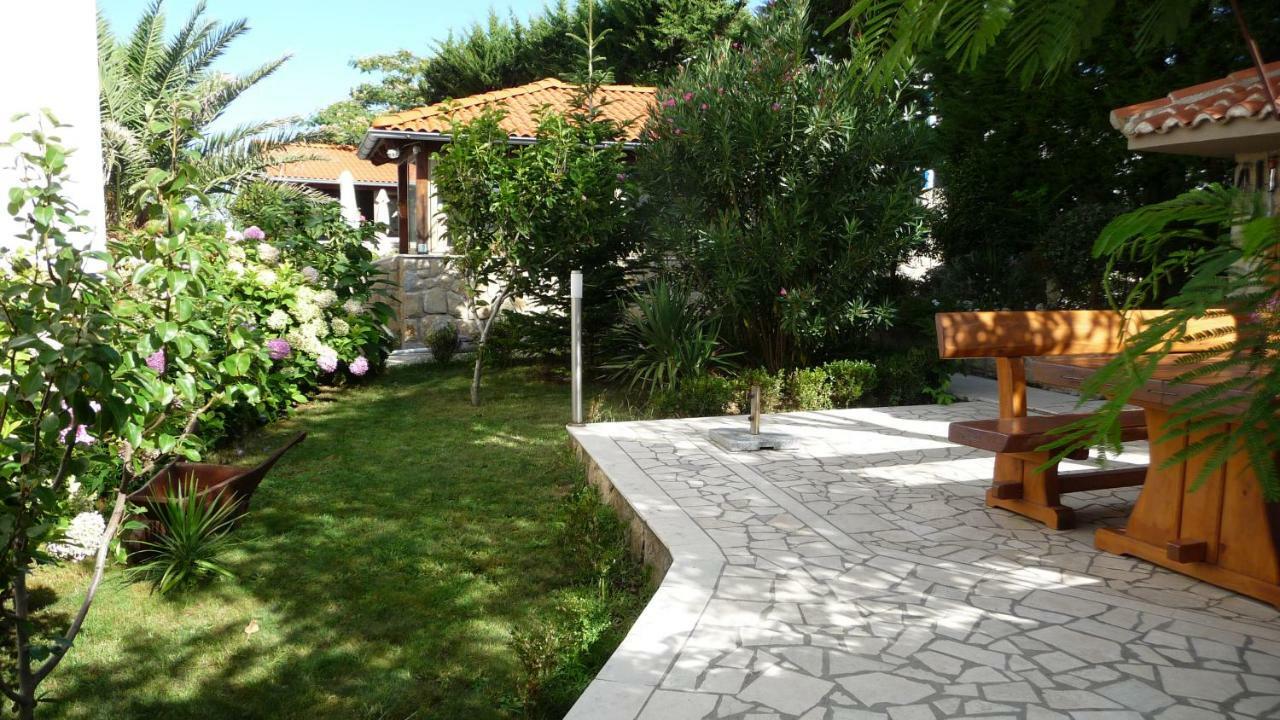 Apartments Angela Kampor Exterior foto